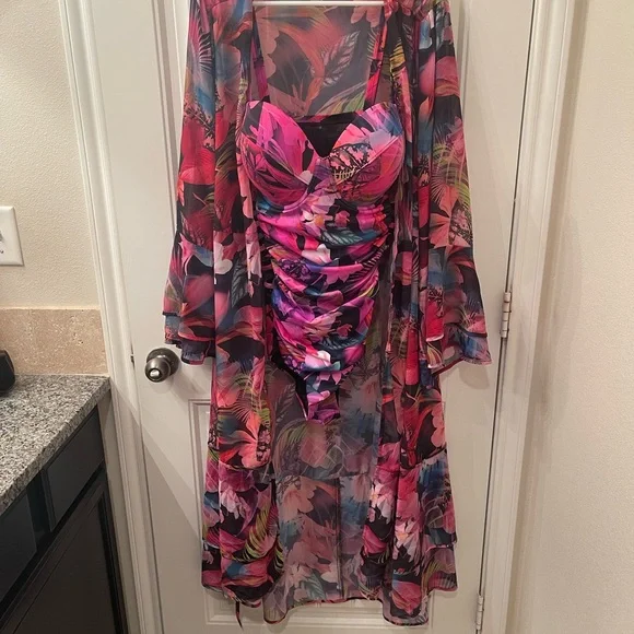 Torrid Pink and Purple Floral Swimsuit with Matching Kimono (Size 2 - 16/18) - Picture 8 of 13